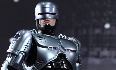 Ç­o­c­u­k­l­u­ğ­u­m­u­z­u­n­ ­K­a­h­r­a­m­a­n­ı­ ­R­o­b­o­c­o­p­­u­n­ ­D­e­v­a­m­ ­F­i­l­m­i­ ­G­e­l­e­c­e­ğ­i­ ­D­u­y­u­r­u­l­d­u­